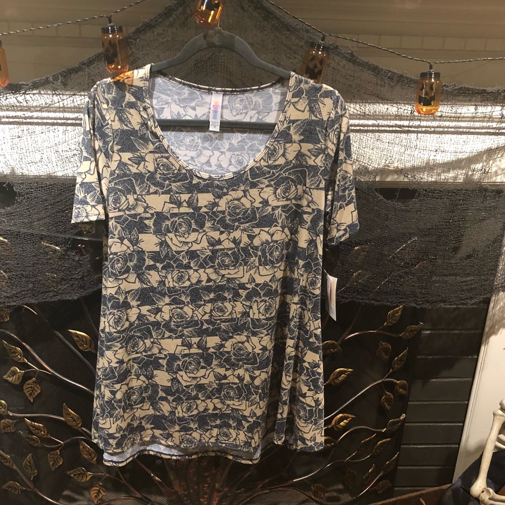 LuLaRoe Perfect T XS NWT